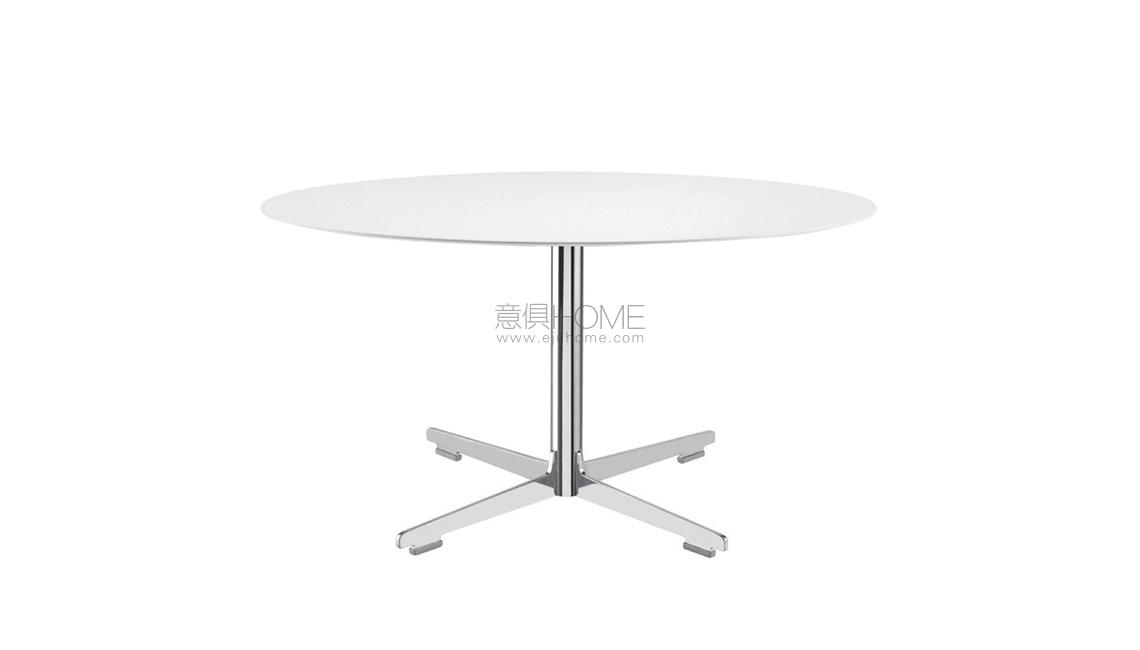 CROSS TABLE - 572 桌子