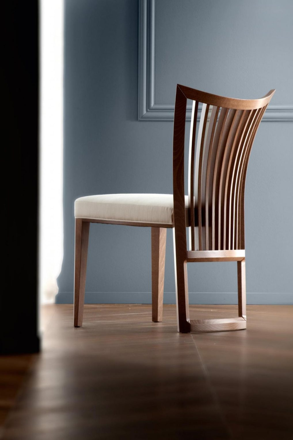 chairs-ALLUSION 餐椅